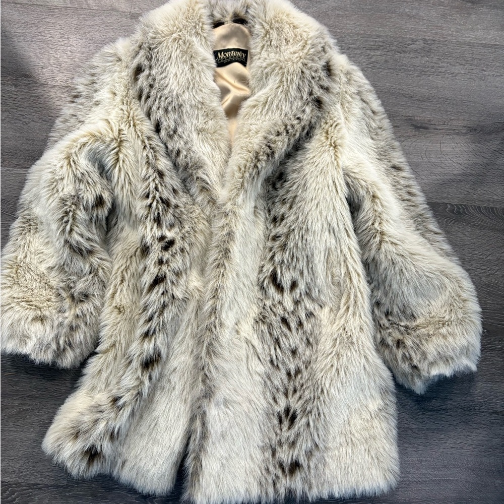 Luxurious Cream & Brown Faux Fur Teddy Jacket by Monteverdi